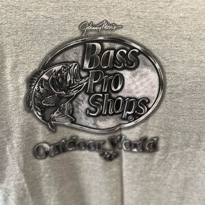 Bass Pro Shops t-shirt size XL in GUC
